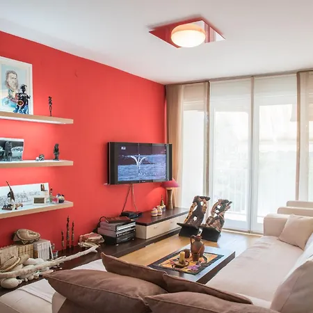 Comfort Family With Balcony And Sea View Apartment