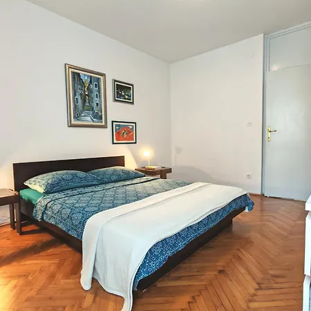 公寓 Comfort Family With Balcony And Sea View *