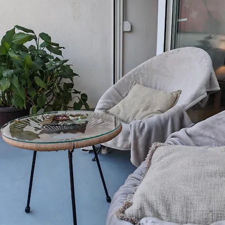 Comfort Family With Balcony And Sea View アパート スプリト