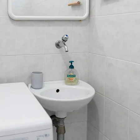 公寓 Comfort Family With Balcony And Sea View 斯普利特